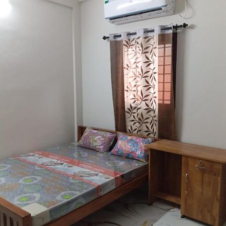 The Bunkhouse Lodge & Hostel Kochi Extérieur photo