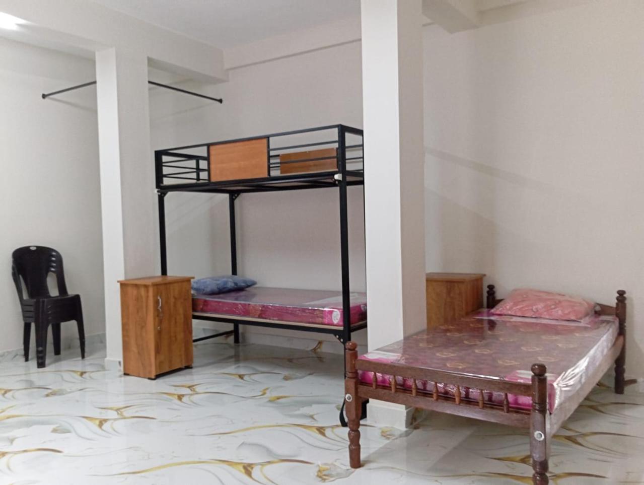 The Bunkhouse Lodge & Hostel Kochi Extérieur photo