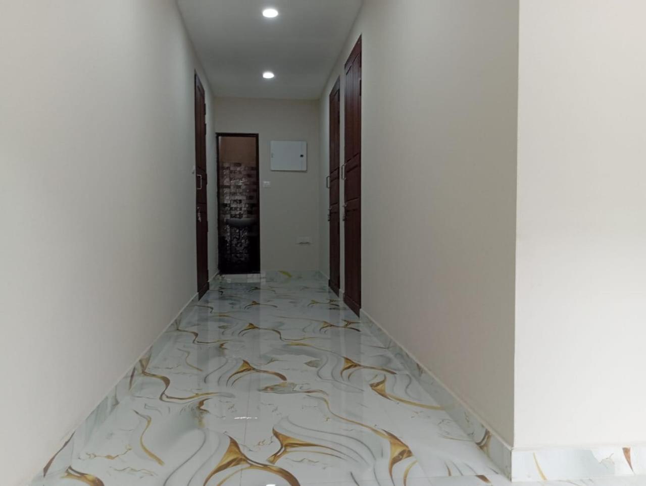 The Bunkhouse Lodge & Hostel Kochi Extérieur photo